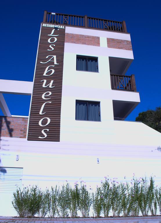 Residencial Los Abuelos Bombinhas Habitación foto